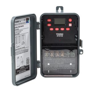 E101B - 24HR 40A SPST Digital Clock With Supercap