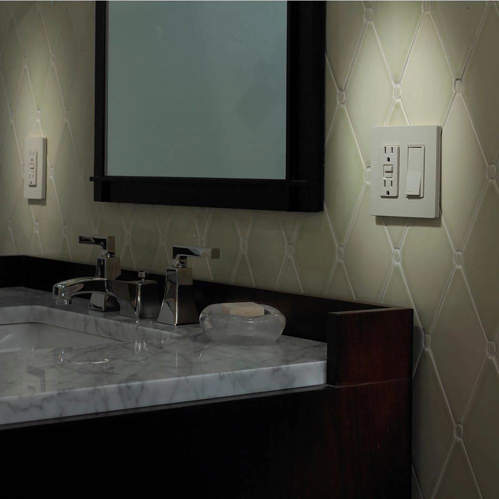 CW2WH - Claro Wallplate 2 Gang White - Image 2
