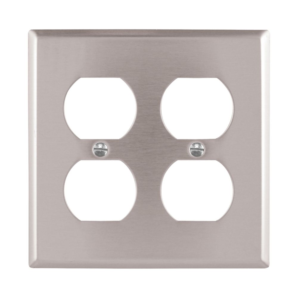 93102B0X1 - Wallplate 2G Duplex Receptacle STD SS
