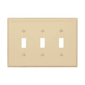 PJ3V - Wallplate 3G Toggle Poly Mid Iv