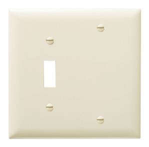 TP113LA - Trademaster Wallplate 2G 1 Toggle 1 Blank La