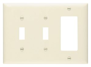 TP226LA - Trademaster Wallplate 3G 2 Toggle 1 Decor La