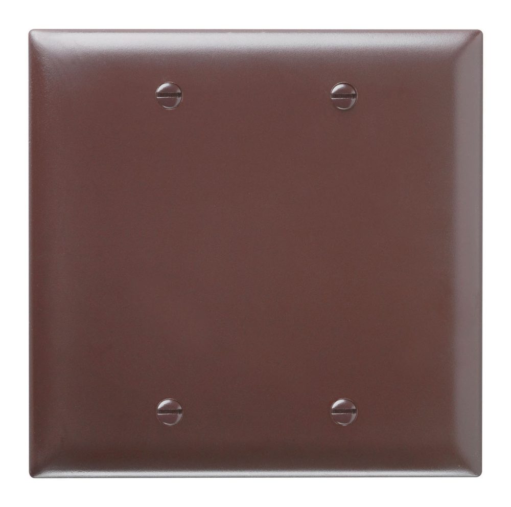 TP23 - Trademaster Wallplate 2G Blank Box Mount