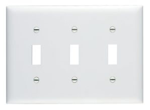 TP3W - Trademaster Wallplate 3G 3 Toggle WH
