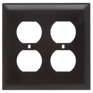 TP82 - Trademaster Wallplate 2G 2 Duplex BR
